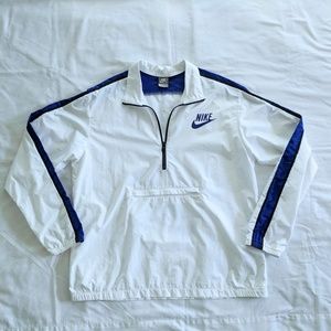 nike jacket that turns into a bag